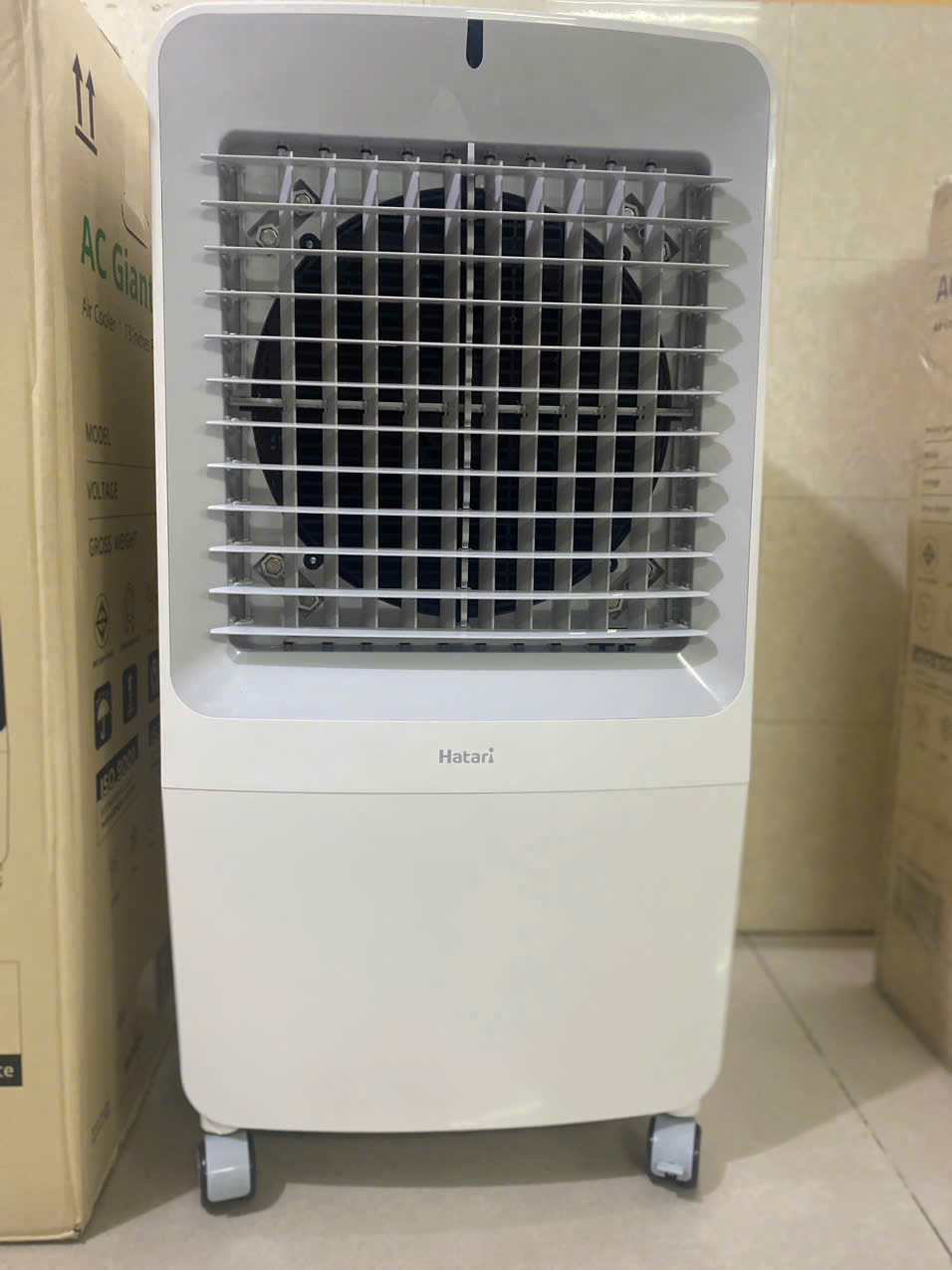 may_lam_mat_hatari_ac_giant_5