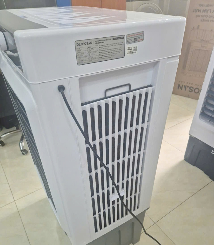 quat_daikiosan_dm210_1