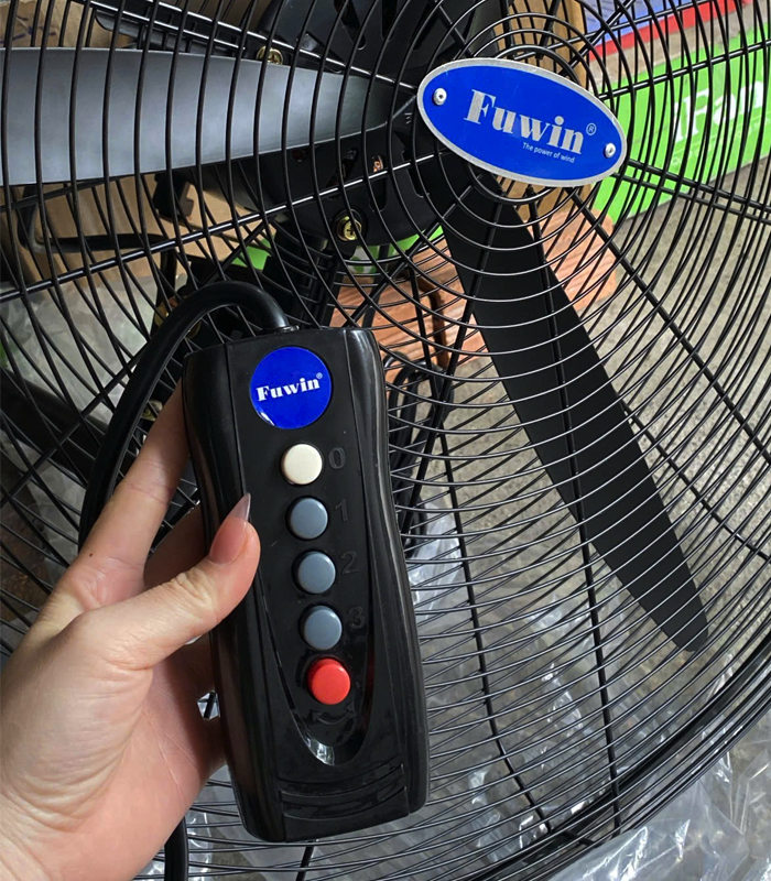 quat_treo_cong_nghiep_fuwin_fw